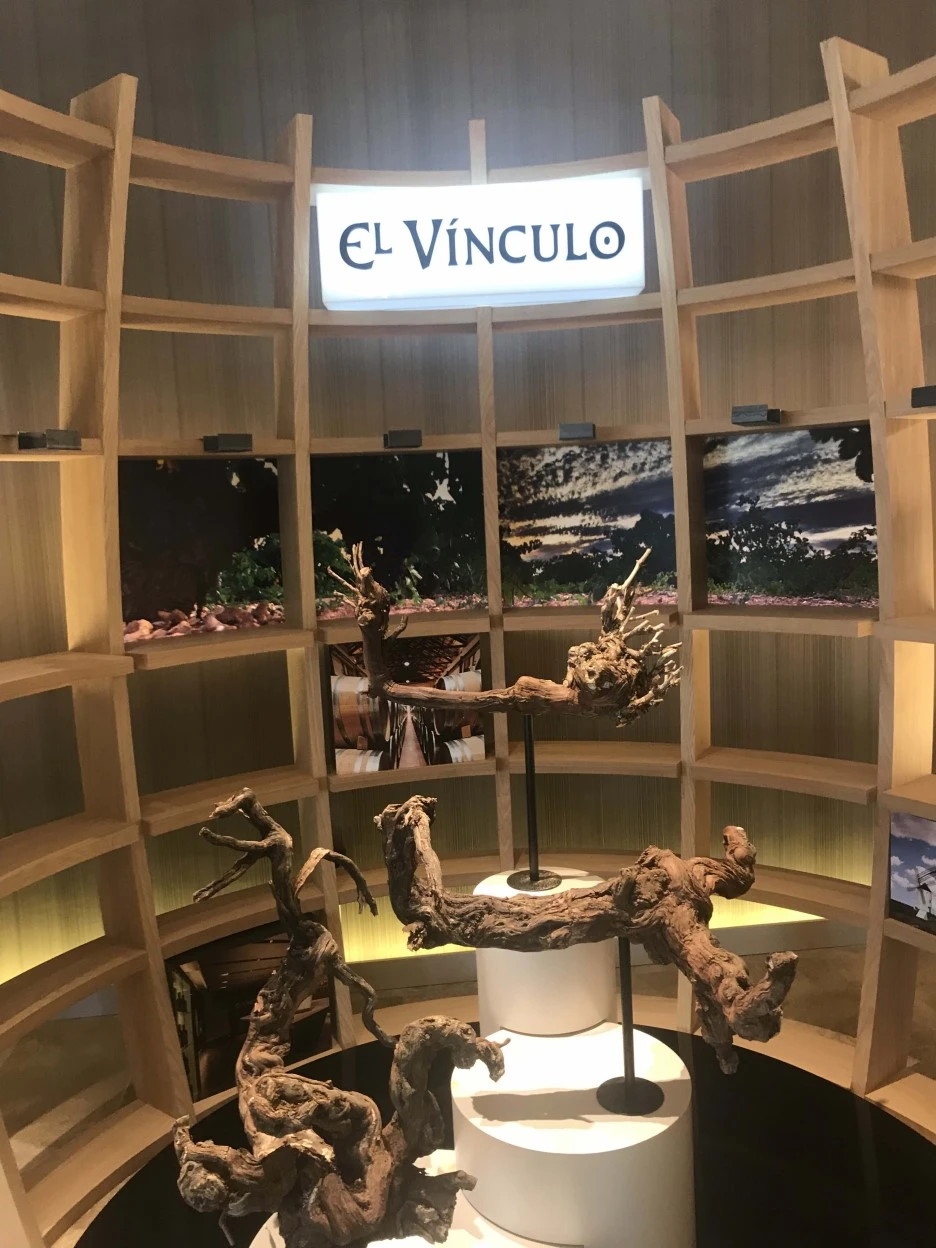 IMG_7894.jpg?type=w1