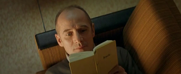 245057425382D2F5065E3A