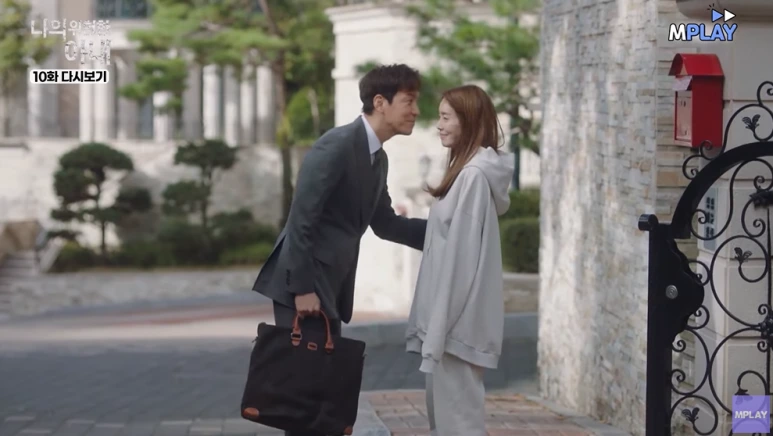 2024-09-04_00;37;41.PNG?type=w773