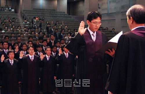 1605DD4B50D7304905F1D0