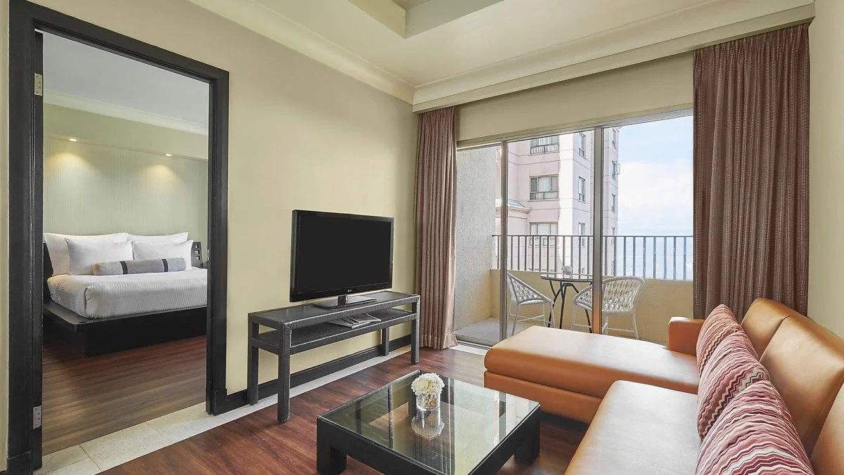 307193654_1572x885.jpg?type=w1200