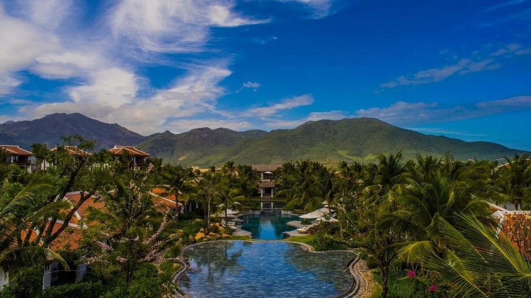 %EB%8D%94_%EC%95%84%EB%82%A8_%EB%94%94%EB%9F%AD%EC%8A%A4_%EC%BD%9C%EB%A0%89%EC%85%98.jpg?type=w1200