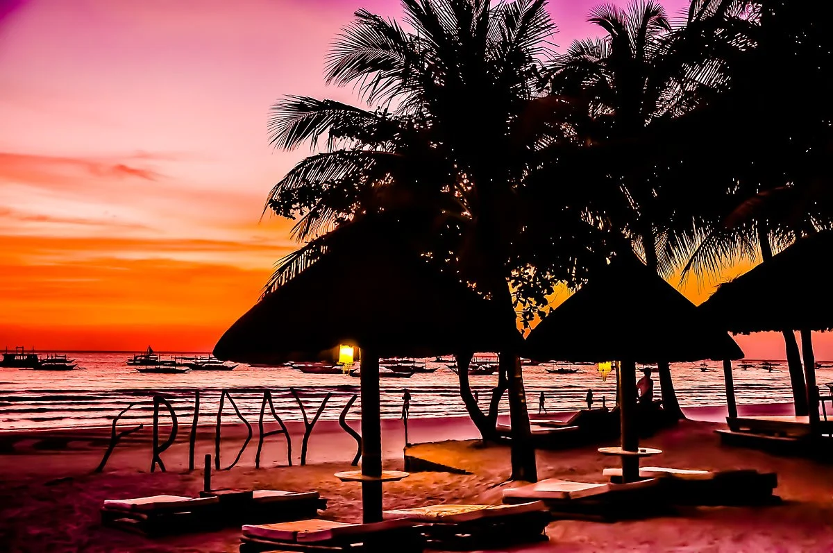 12399203435_991f200133_h.jpg?type=w1200