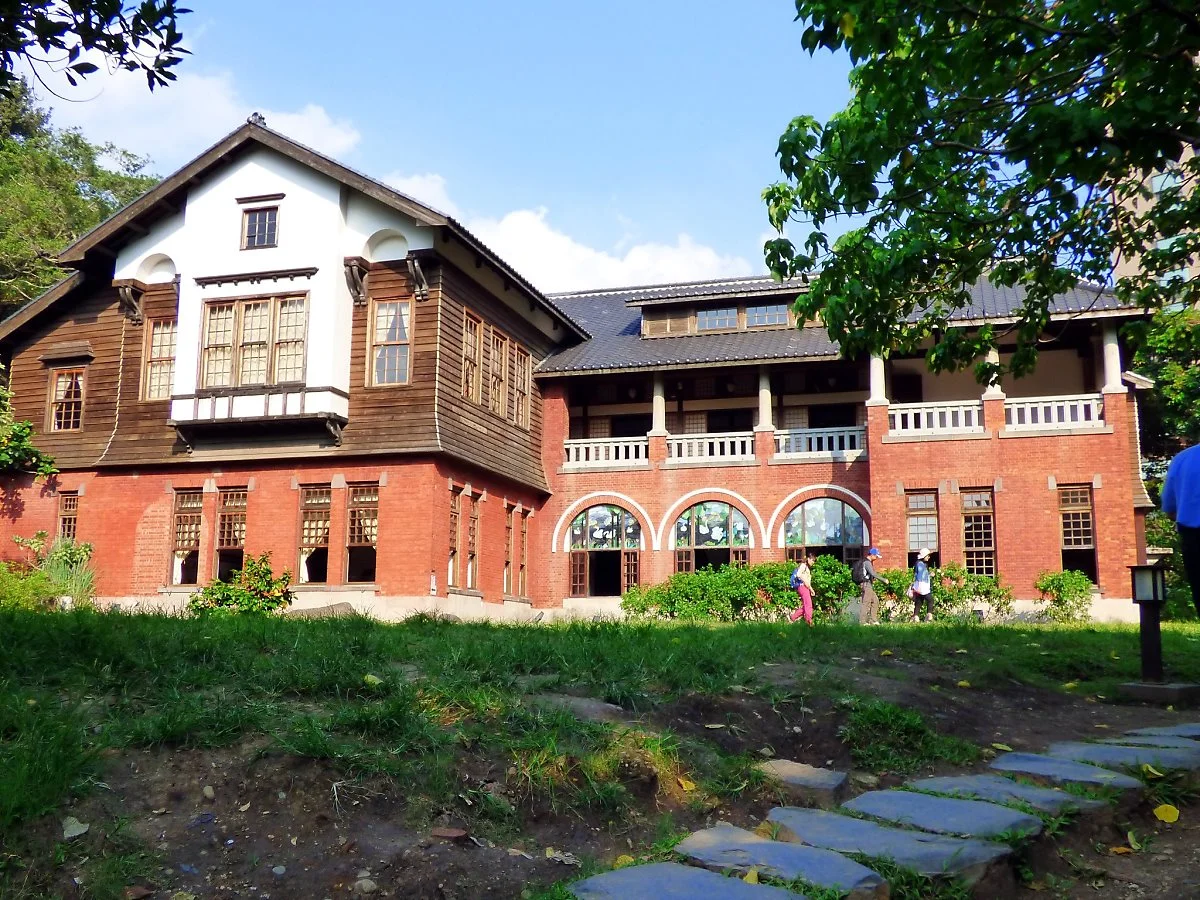 10268137055_c40438ea45_k.jpg?type=w1200