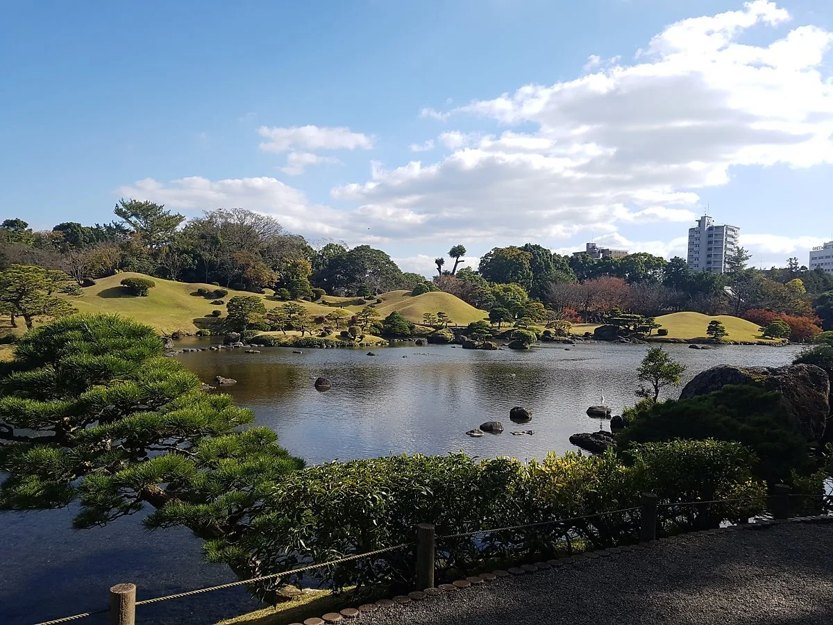 %EA%B5%AC%EB%A7%88%EB%AA%A8%ED%86%A0.jpg?type=w1200