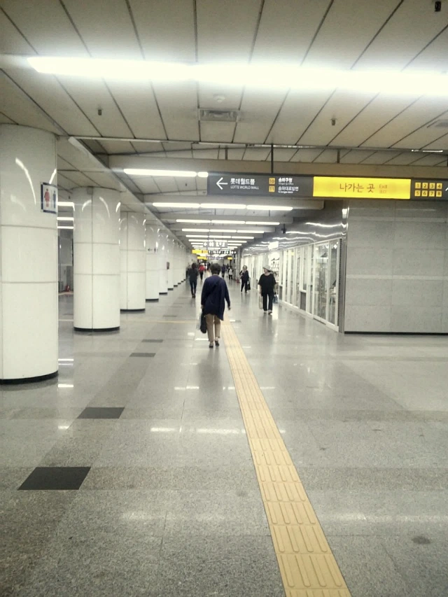 221FBA4557C55EFE069841