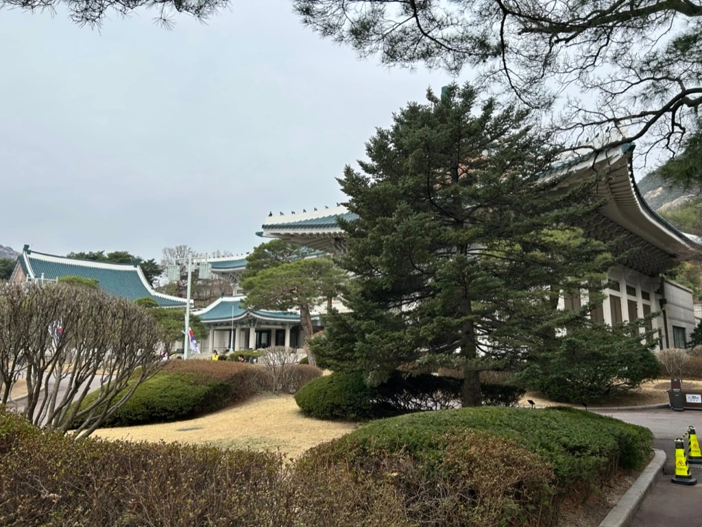054 청와대 본관.jpeg