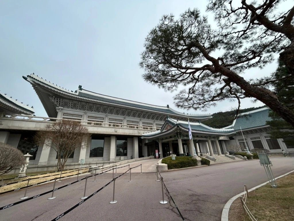 059 청와대 본관.jpeg