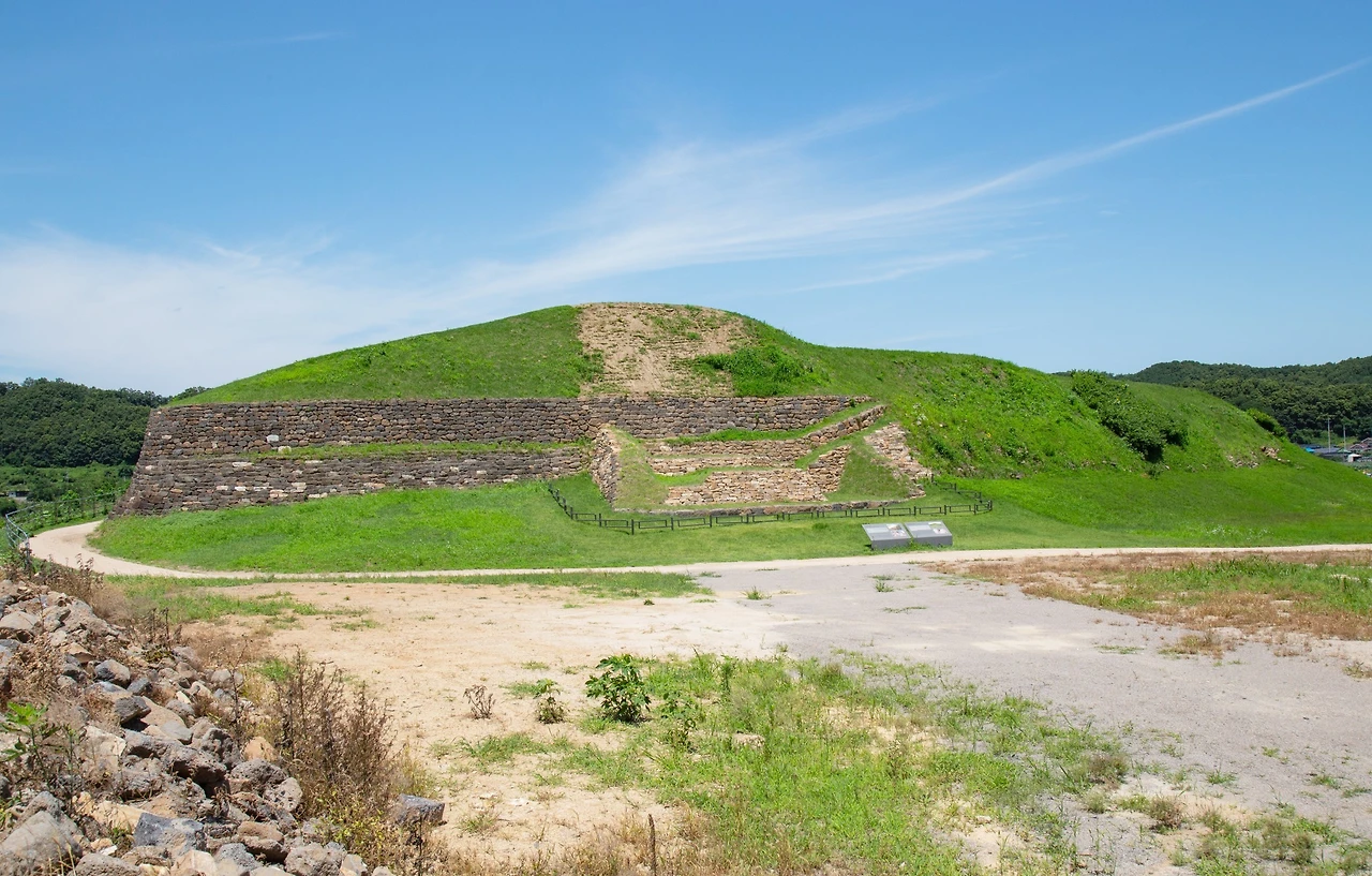 광개토태왕 06 호로고루 성.jpeg