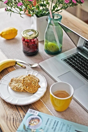 photo-1545587097-8179f10c69cf.jfif