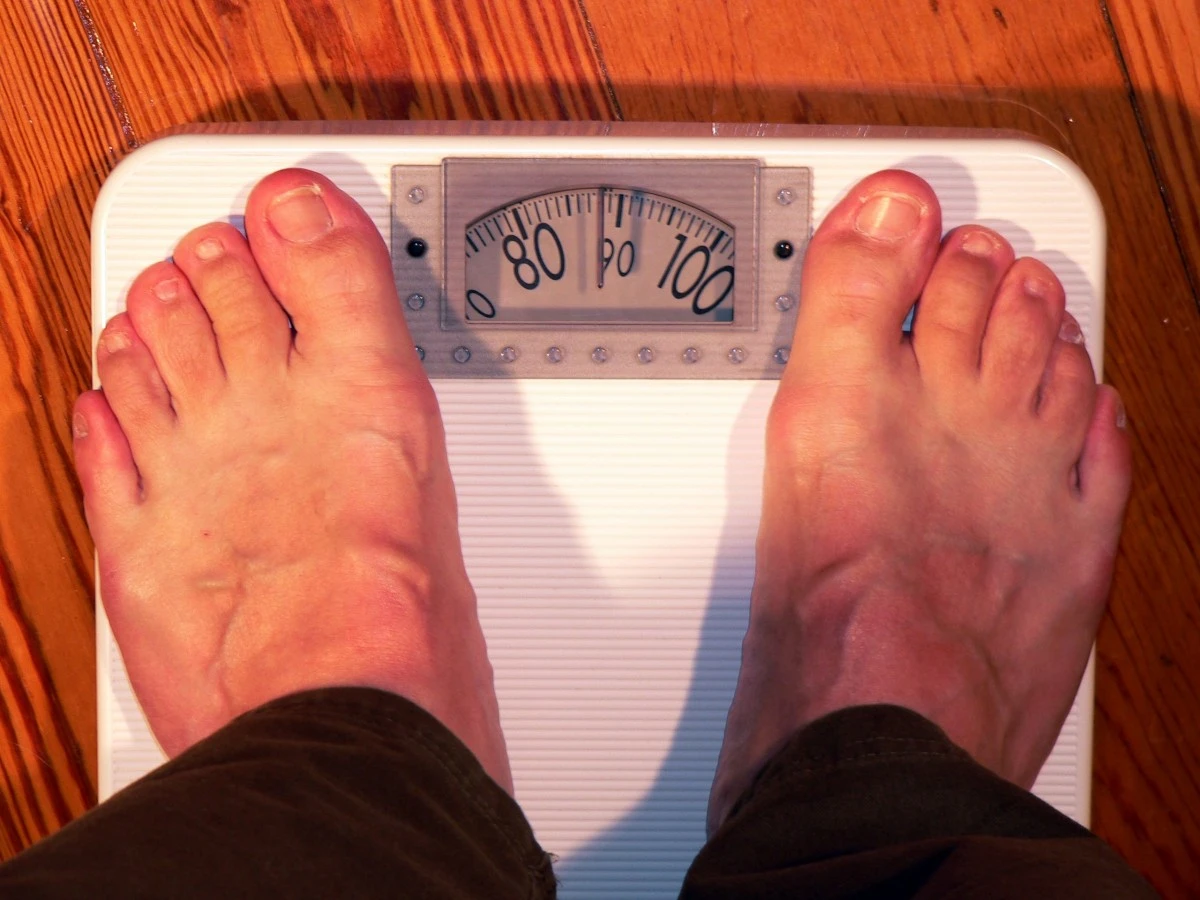 horizontal_bathroom_scale_weight_weigh_coloring_feet_overweight_weight_control-1122762.jpg!d