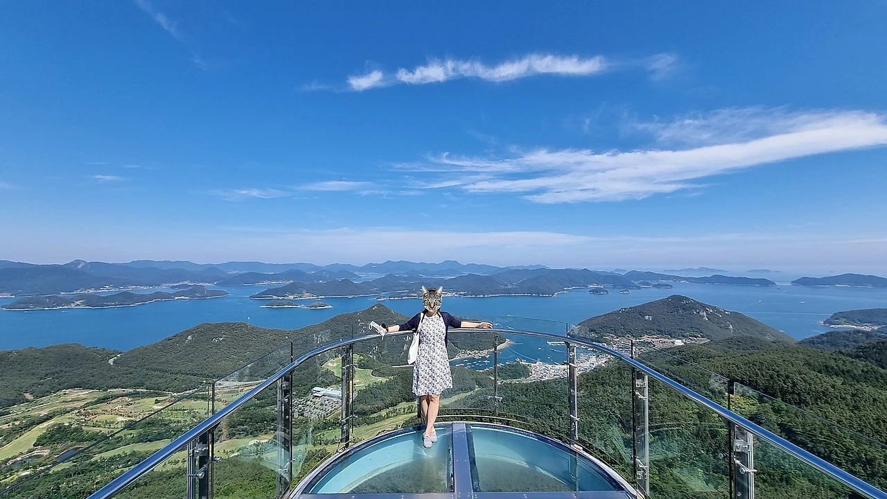 SE-99f63dbc-30d7-49c6-a079-0d52eb6bf0eb.jpg?type=w1600