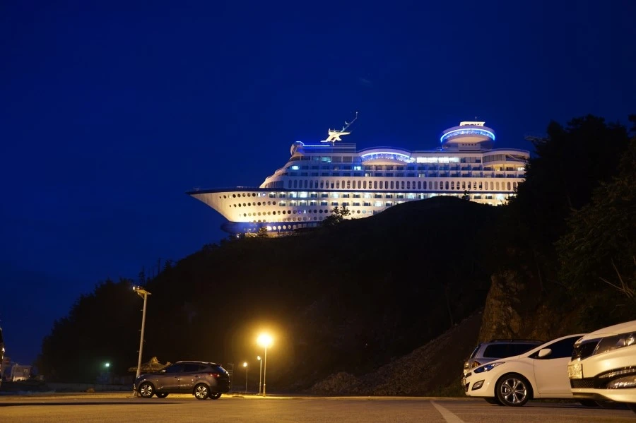 19247044705_c967c4430c_k.jpg?type=w1