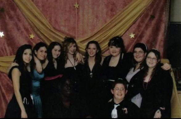 24099B3C56EB8D6712CB3D