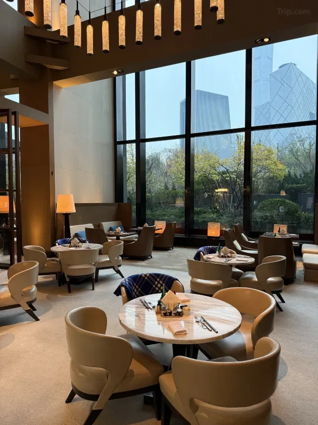 img.webp?credential=yqXZFxpELC7KVnFOS48ylbz2pIh7yKj8&expires=1759244399&allow_ip=&allow_referer=&signature=aQ1JtxN5iNLJGWNMKFHEnHLikVg%3D