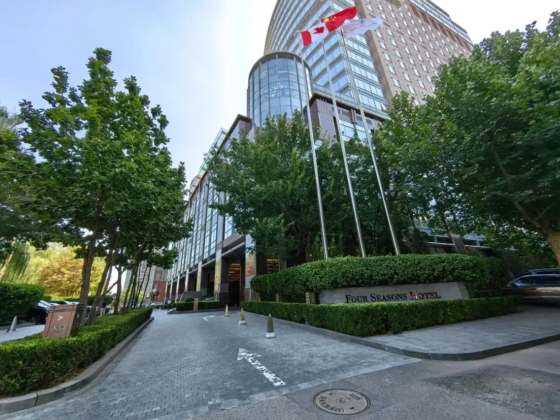 img.webp?credential=yqXZFxpELC7KVnFOS48ylbz2pIh7yKj8&expires=1759244399&allow_ip=&allow_referer=&signature=YWSjcB%2BLIKUjdBJkYs473Ow%2BpqQ%3D