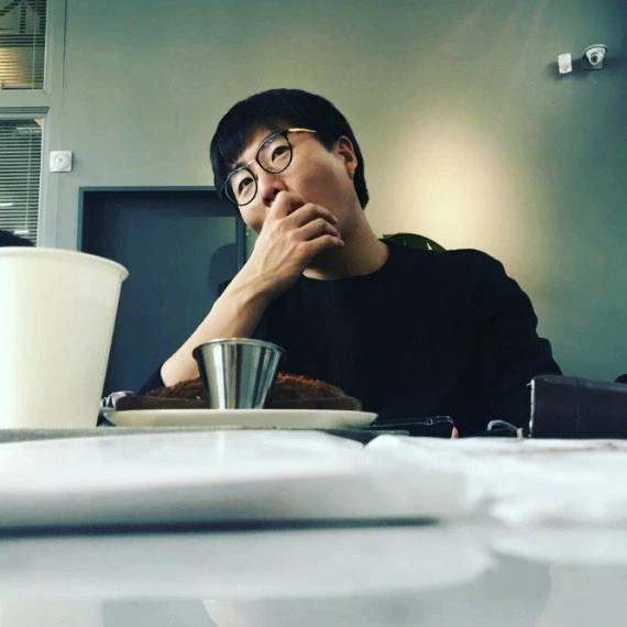 99AB19495A892DD6399A94