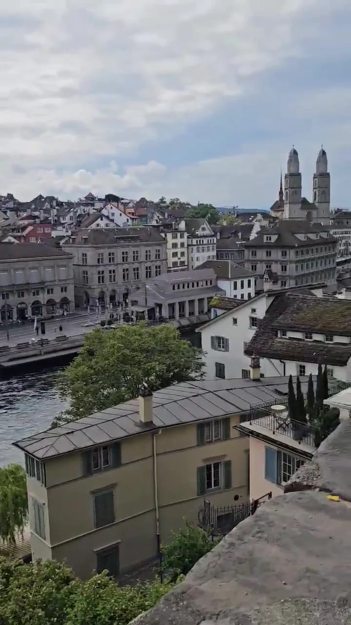 img.jpg?width=720&height=1280&face=0_0_720_1280