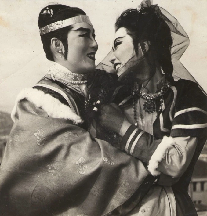 2351AD3C553276F30591EF