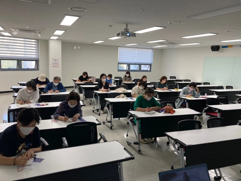 1%EA%B0%95_(4).jpg?type=w1