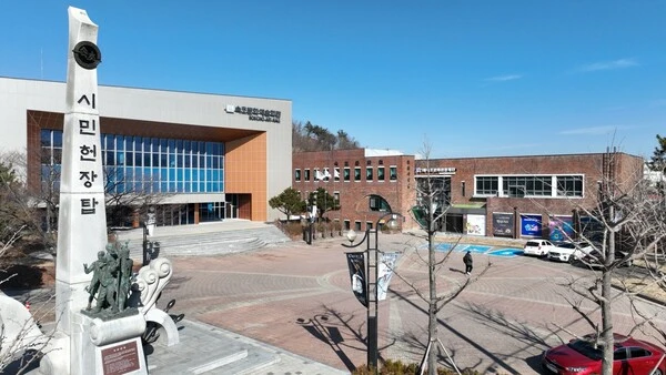 8761_9226_90.jpg?utm_source=chatgpt.com