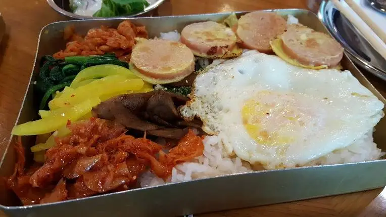 211D9A4B5925D71F11C98F