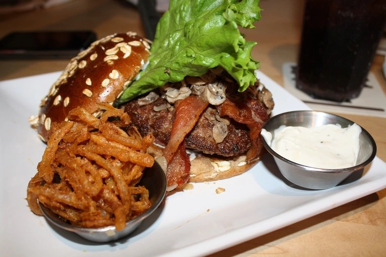 152879374EA34E8C1F78E1