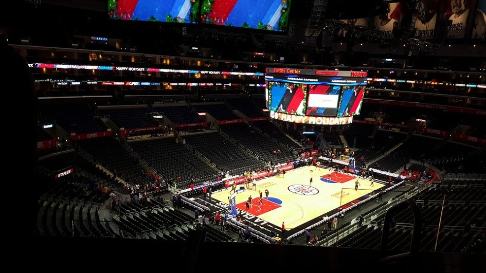 2343C8425660D64D09FA83