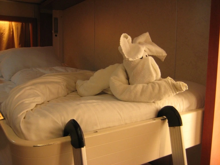 1512E234504DF7DF121D46