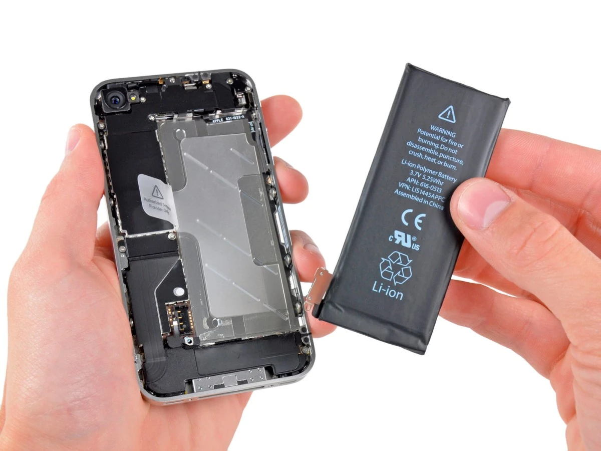 iphone4-battery.jpg?type=w1200
