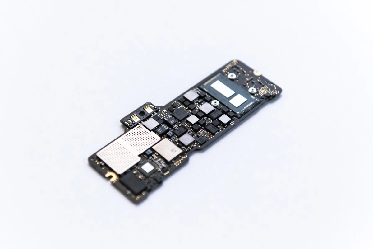 motherboard-1.jpg?type=w1200