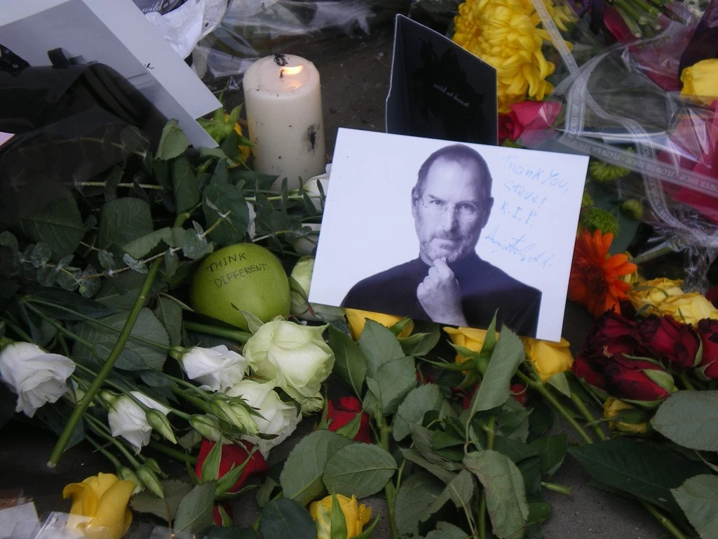 apple-store-regentstreet-steve.jpg?type=w1200