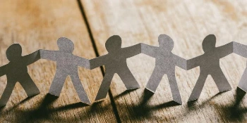 lending-to-friends.jpg?auto=format&fit=crop&ixlib=react-8.6.4&w=1024