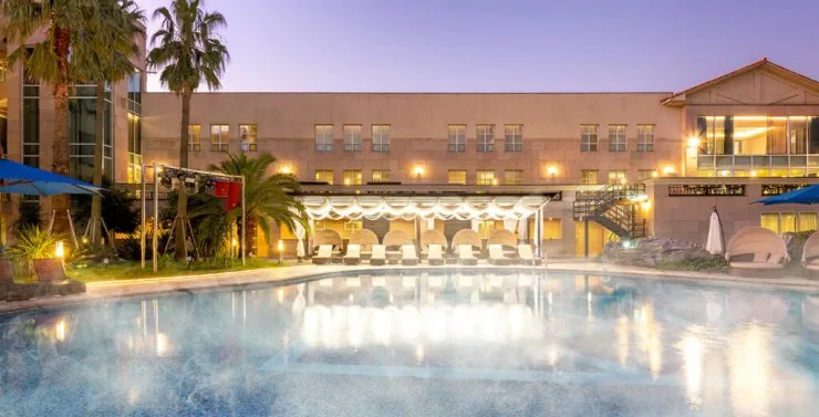 pool_08-1024x521.jpg?resize=740%2C377&amp;ssl=1