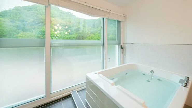 ee-1-1024x576.jpg?resize740%2C416amp;ssl1