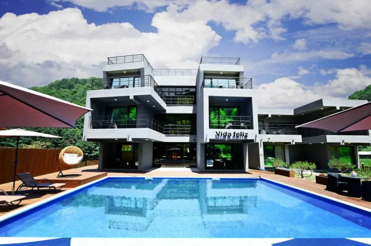 a-1024x681.jpg?resize740%2C492ssl1