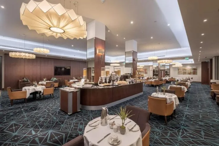 r2-2-1024x683.jpg?resize740%2C494ssl1