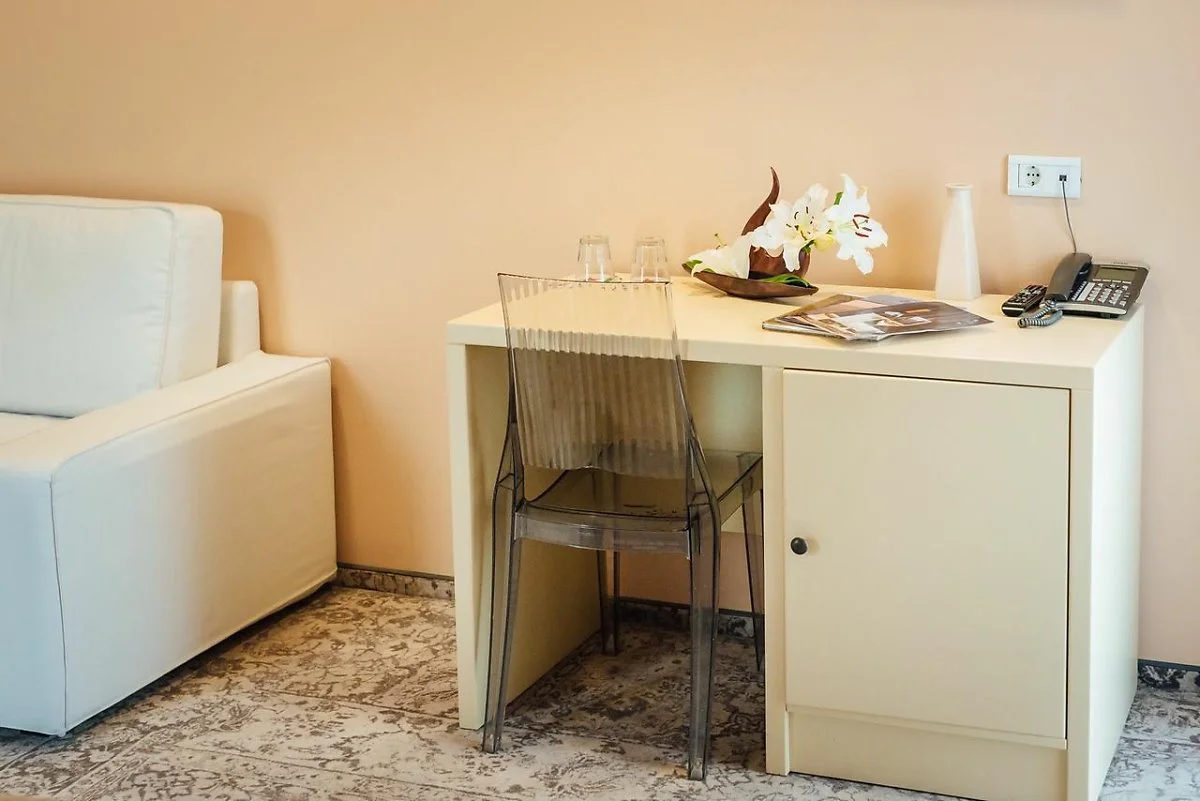 %EC%82%AC%EB%A0%88%EC%95%88_%EB%B6%80%EC%B9%B4%ED%85%8C_%28%ED%81%AC%EB%9D%BC%EB%A7%88_%EB%9D%BC_%EC%82%B4%EB%A6%AC%EB%82%98%29__%285%29.jpg?type=w1200