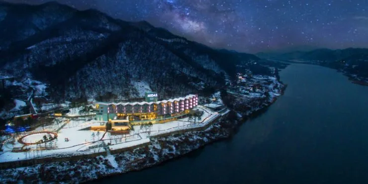 2021-11-30-09-04-0-1024x512.jpg?resize740%2C370amp;ssl1