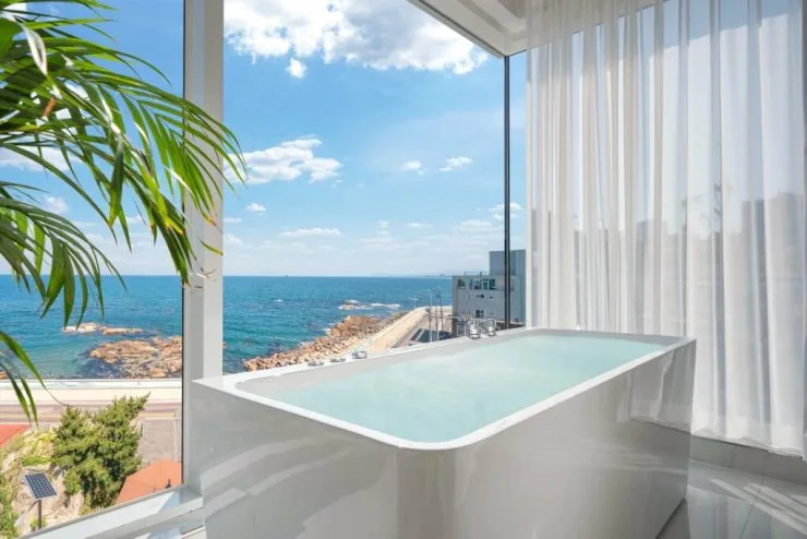 302050-2949556298_QNh7fTIx_3c79f2af02a8a43e78742ad59134cb267748d882-1024x683.jpg?resize740%2C494amp;ssl1