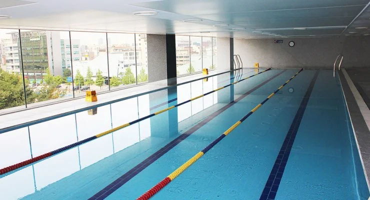 indoorpool01.jpg?resize740%2C400amp;ssl1