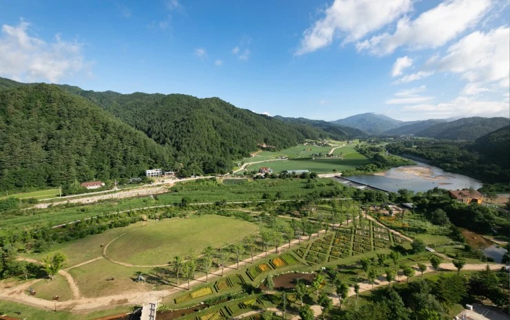 fe3ba60d67b1d294206228985d1cb1e4_B_thumb.jpg?resize740%2C465amp;ssl1