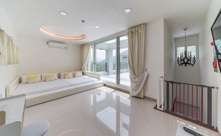 b-24.jpg?w740amp;ssl1