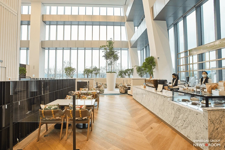 hr.png?resize740%2C493amp;ssl1