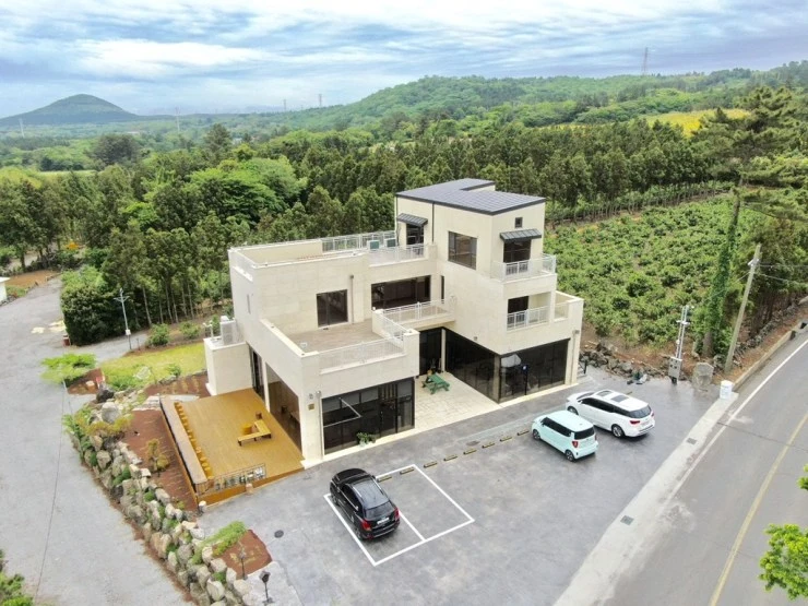 b-ex-3.jpg?w740amp;ssl1