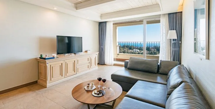 grand_13-1024x521.jpg?resize740%2C377amp;ssl1