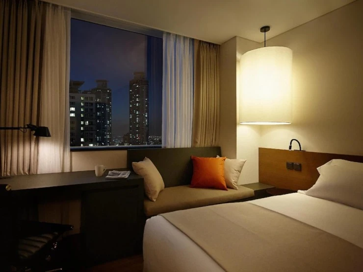 s2-5.jpg?resize740%2C556ssl1