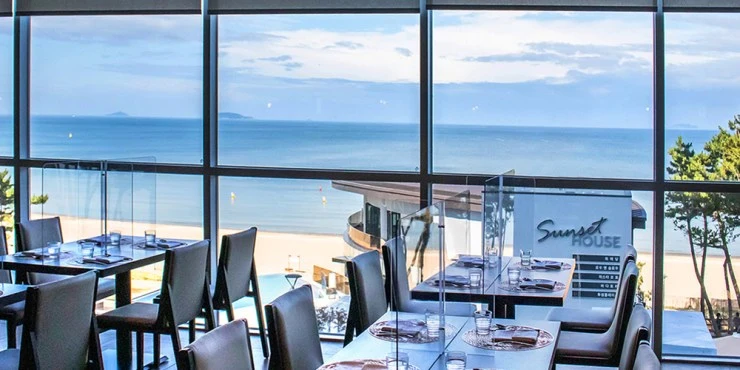 i-bff-1.jpg?w740ssl1