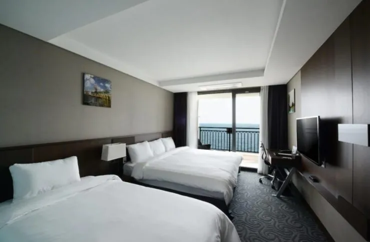 10-3-1024x671.jpg?resize740%2C485amp;ssl1