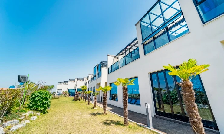 d-4.jpg?resize740%2C444ssl1